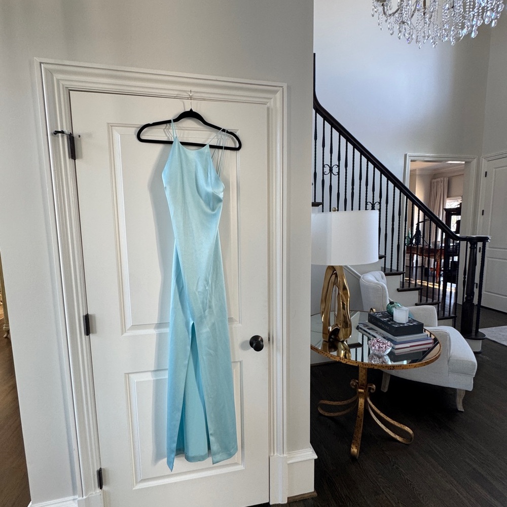 Alice + Olivia Blue Silk Halter Maxi Dress Open Back Slit Size 4 NWT $395